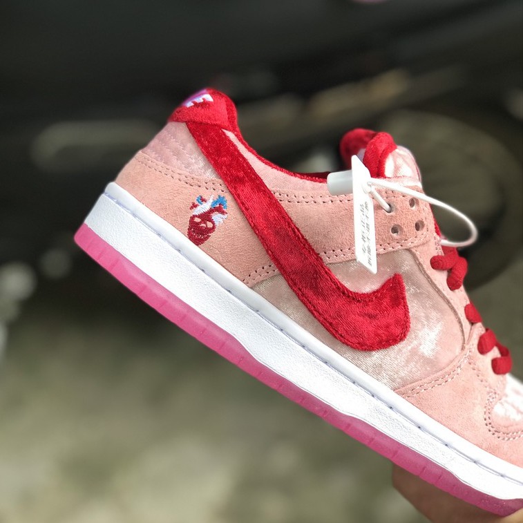 ✔️Giày SB Dunk Low StrangeLove Skateboards Hồng Đỏ Fullbox✔️