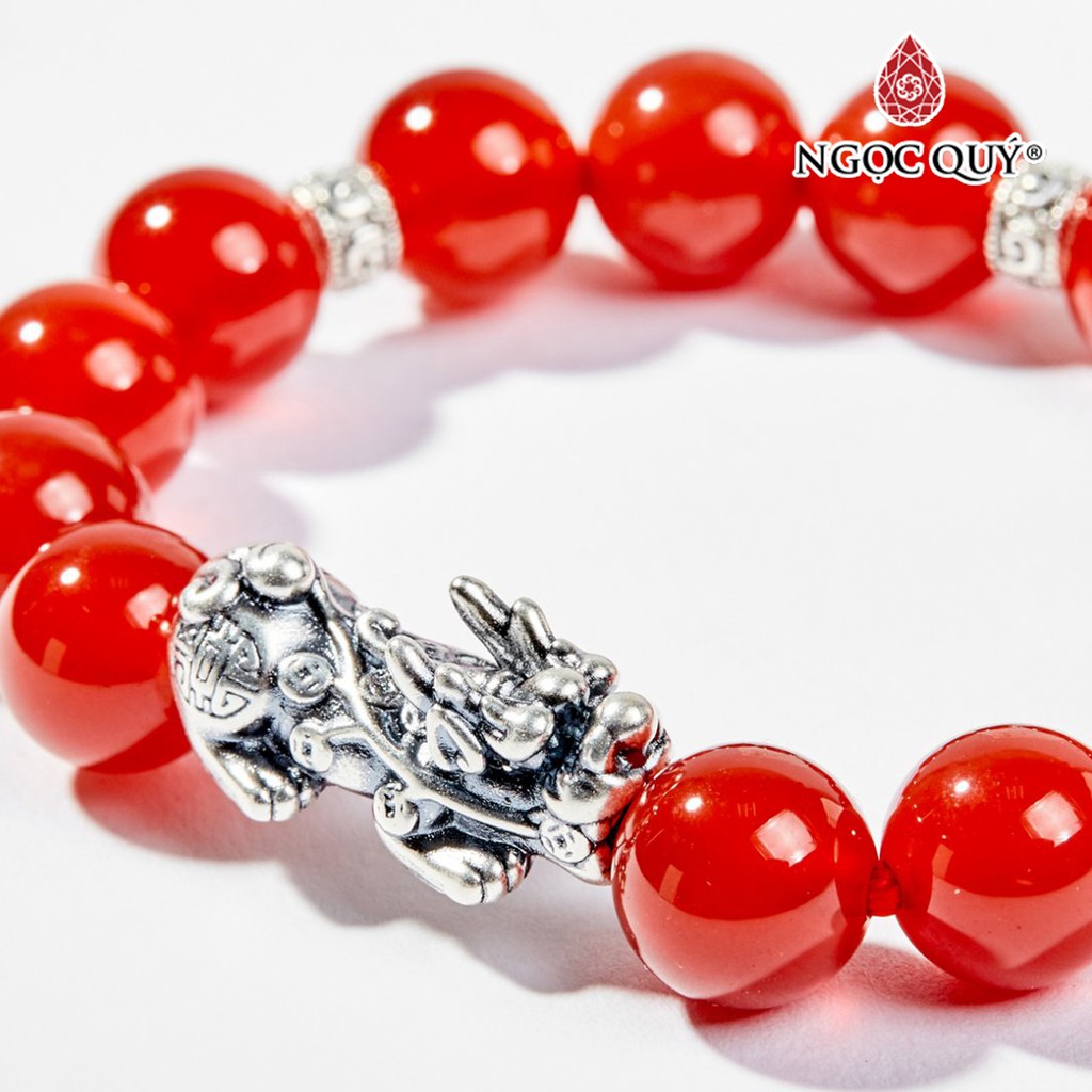 Vòng Tay Đá Mã Não Đỏ Charm Tỳ Hưu size hạt 10mm - Ngọc Quý