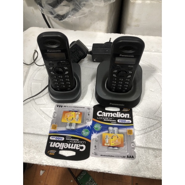 Điện thoại mẹ bồng con hai tay Panasonic KX-TG1402