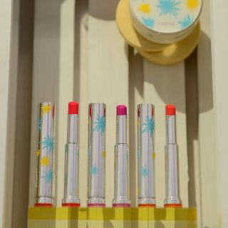 SON DƯỠNG CÓ MÀU PHIÊN BẢN GIỚI HẠN LANEIGE