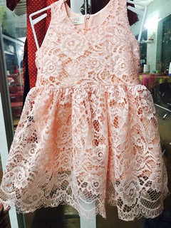 Đầm ren 