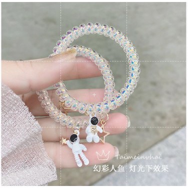 Vòng tay cặp đôi kiểu lò xo mặt đính hình phi hành gia dễ thương xinh xắn