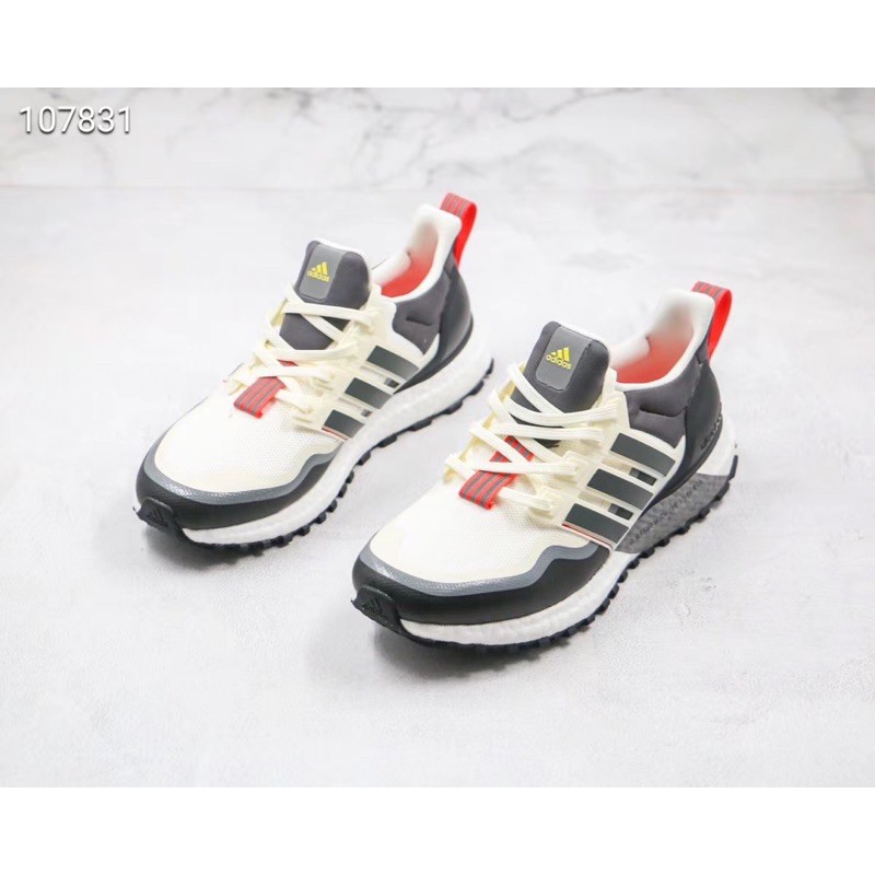 Giày Ultra Boost All Terain Đen Trắng đế vạch Xám | BigBuy360 - bigbuy360.vn