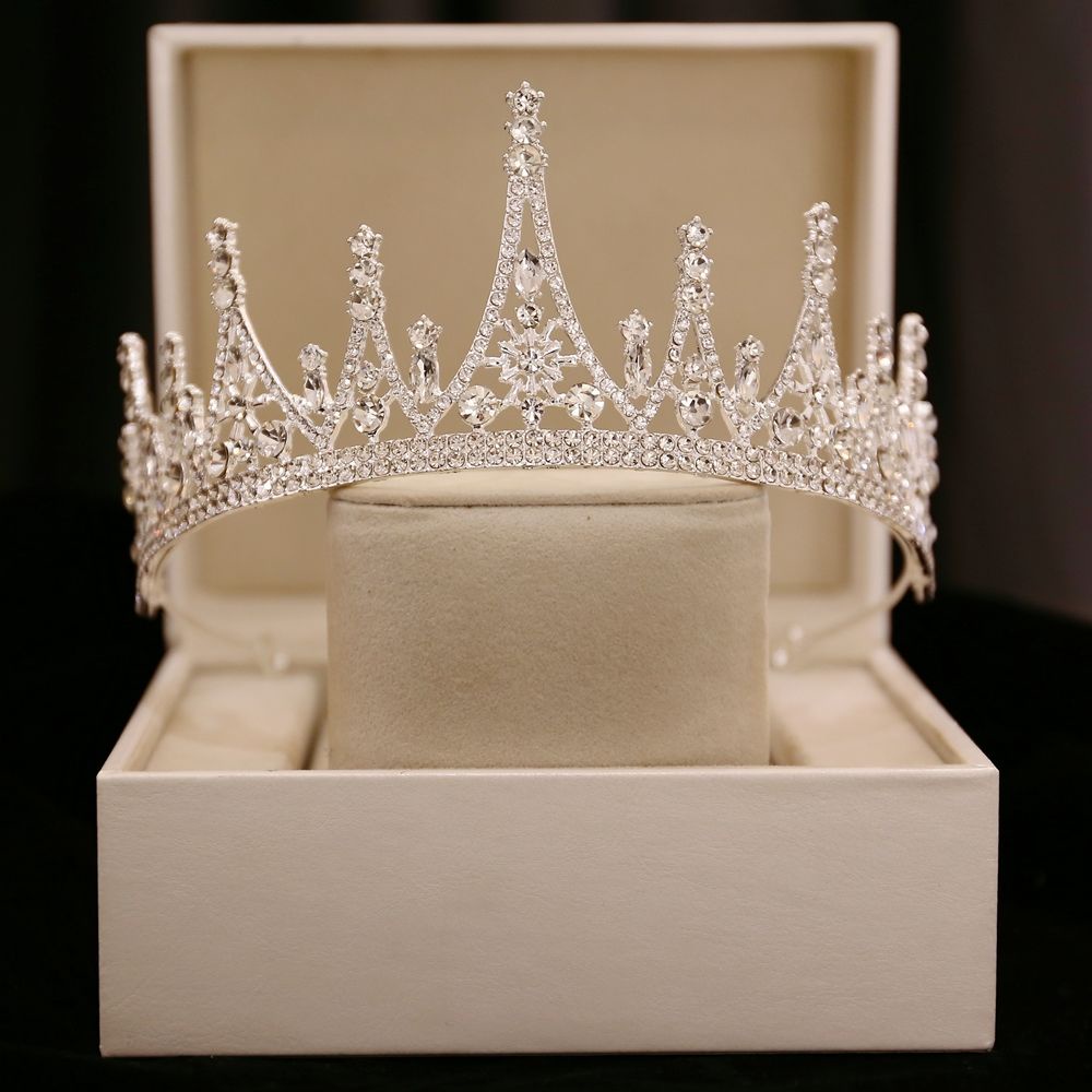 Vương Miện Công Chúa 18 Tuổi Màu Đen Cài Tóc Dành Cho Cô Dâu