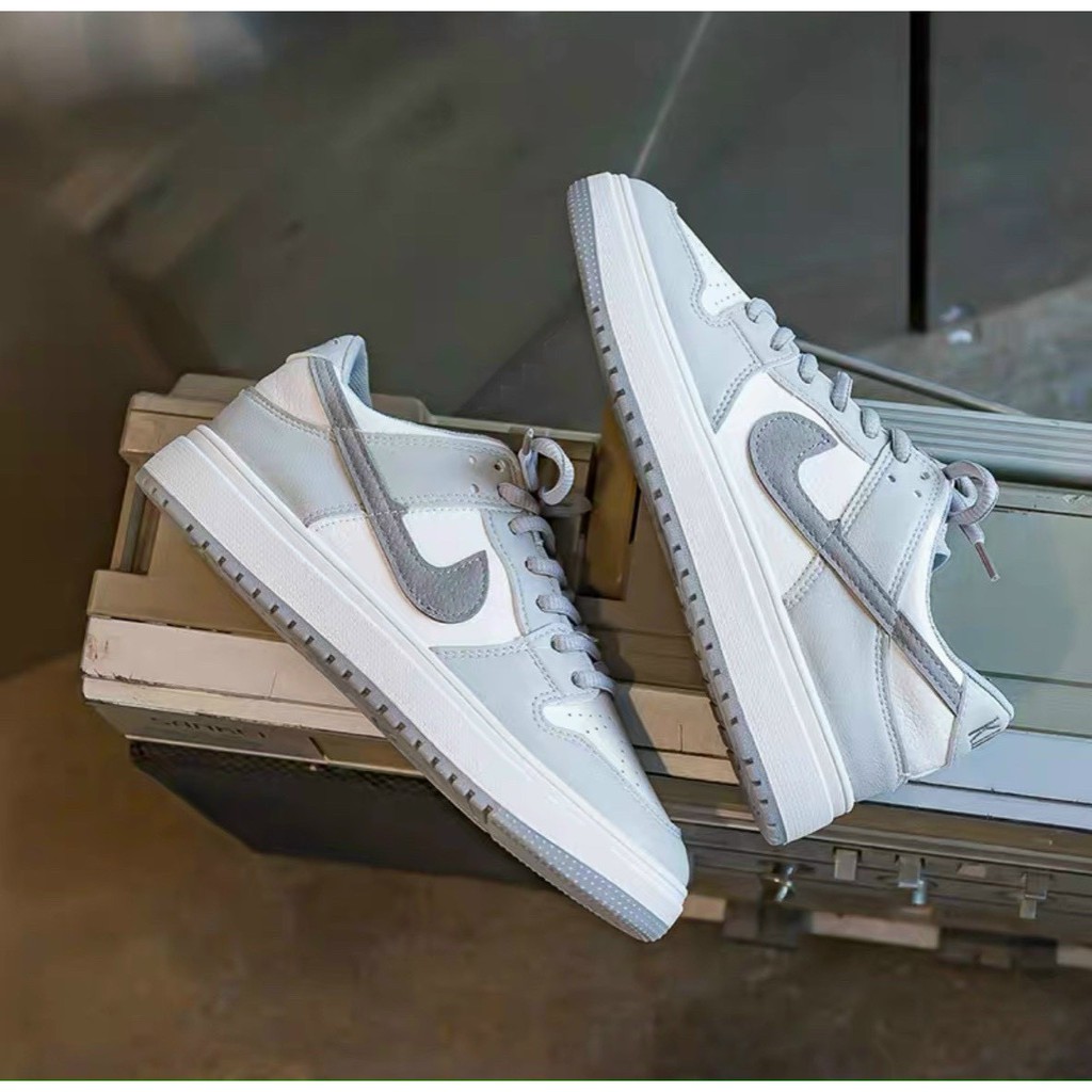 Giày thể thao sneakes màu phối' xinh dã man