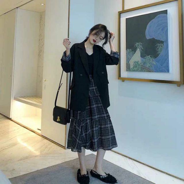 Order set áo blazer + chân váy tầng kẻ caro dáng dài