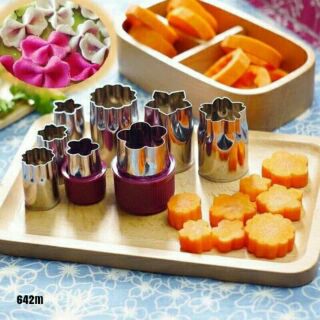 Bộ Khuôn Tỉa Củ Qủa 8 Món