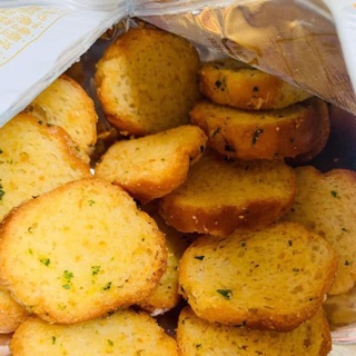 Bánh mì bơ tỏi hàn quốc? Combo 1 thùng 12 gói 120gr