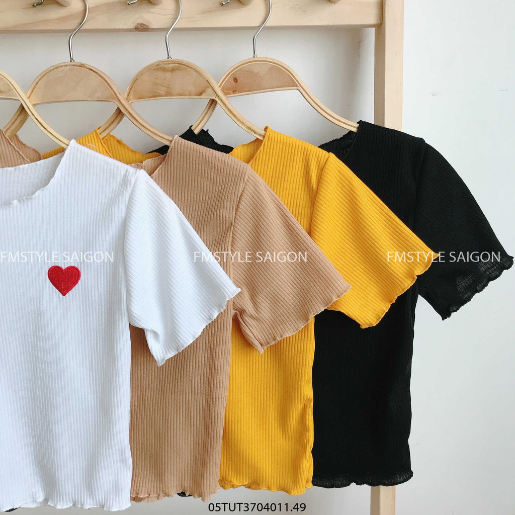 Áo thun tay ngắn THÊU TIM ulzzang thời trang nữ Fmstyle Saigon 21TU05T371902 | BigBuy360 - bigbuy360.vn