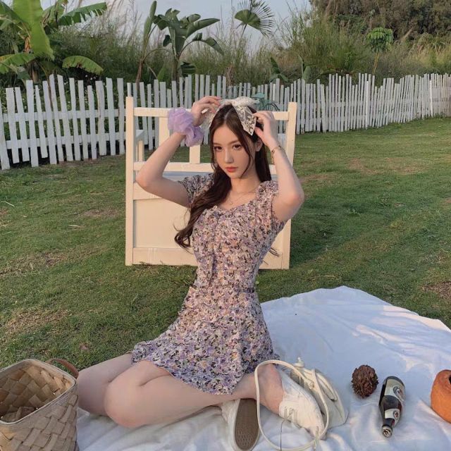 Đầm hoa tay bồng