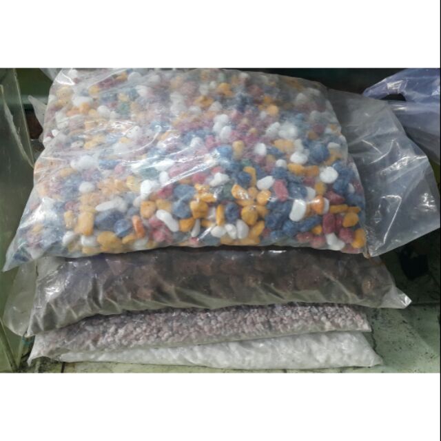 Sỏi đá trang trí hồ cá 10k/ kg