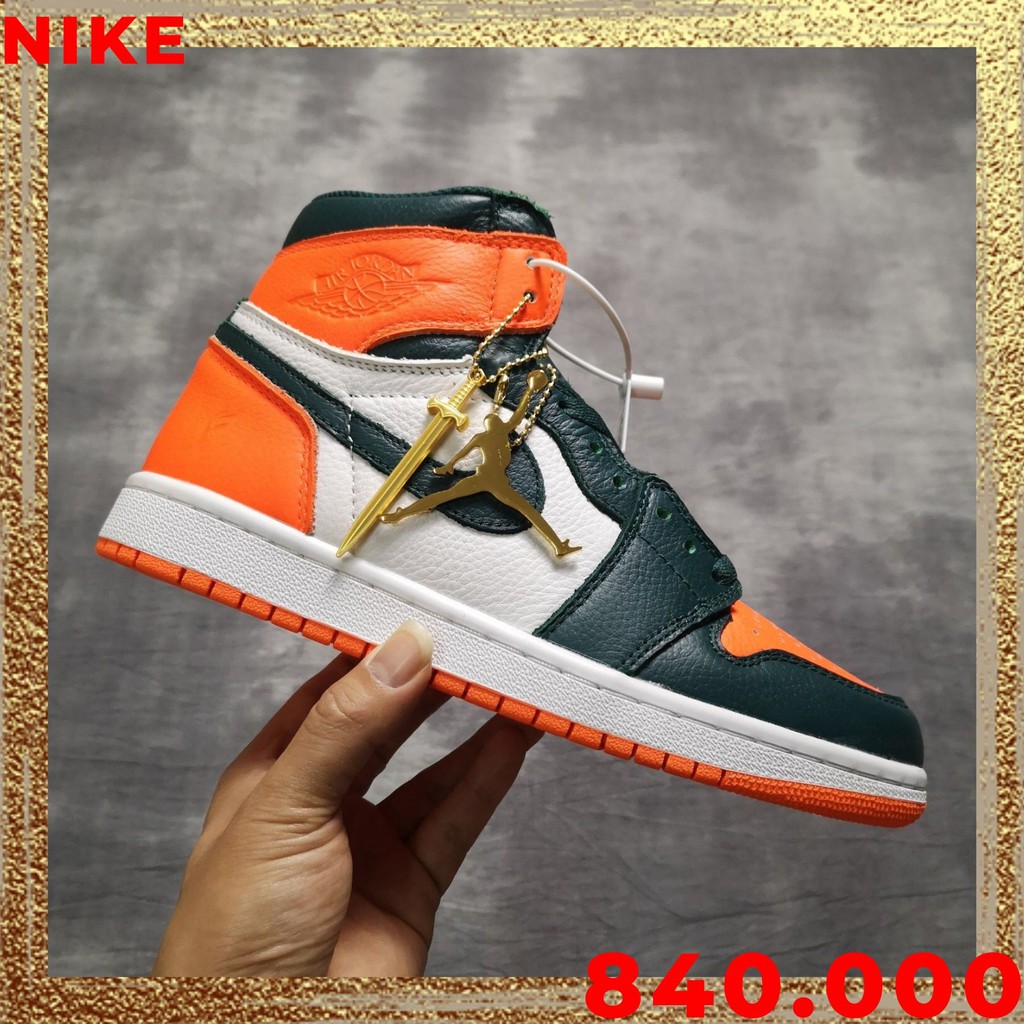 GIÀY NAM NỮ SoleFly x Air Jordan 1