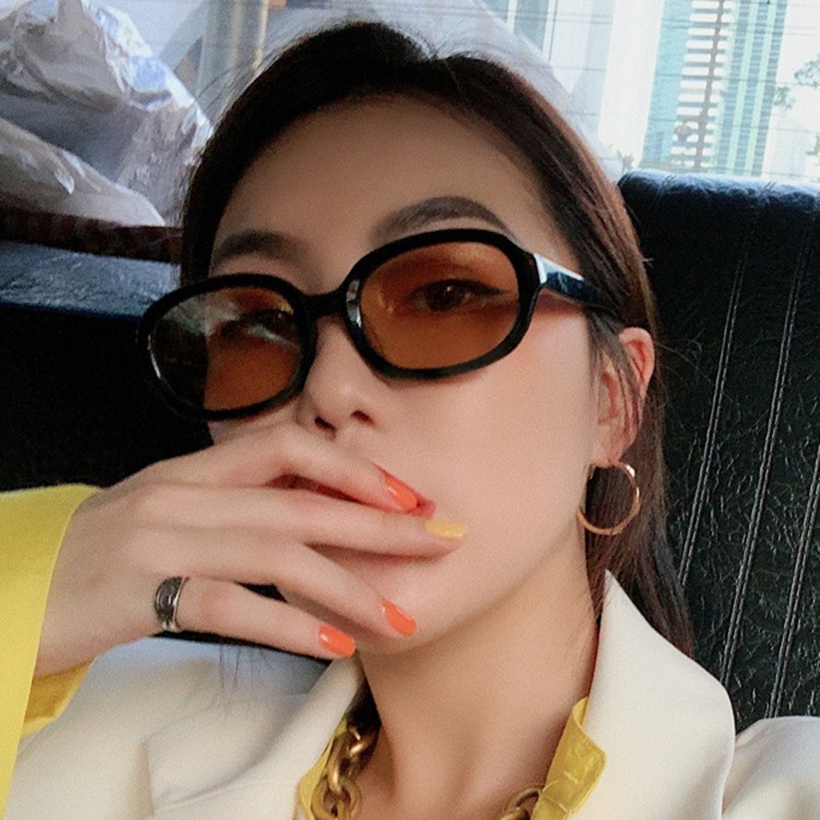Kính mát thời trang phong cách Hàn Quốc 2020 cho nữ