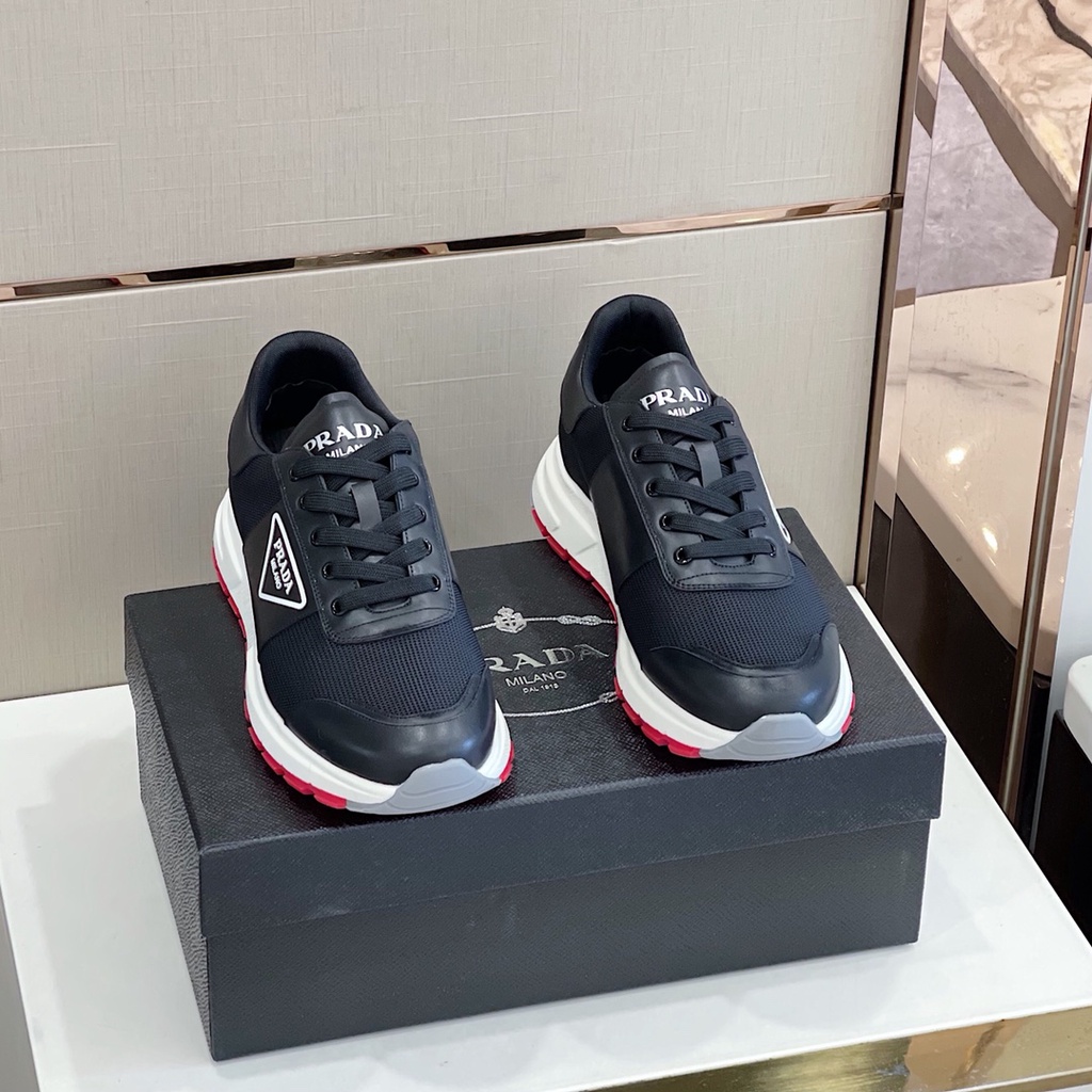 Giày thể thao nam cao cấp da thật PRADA thiết kế trẻ trung, hiện đại với lớp da mềm cực êm chân