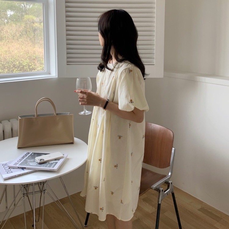 Đầm Babydoll Hoa Cổ Tròn Tay Phồng Váy Hoa Ngắn Xếp Ly Phong Cách Hàn Quốc