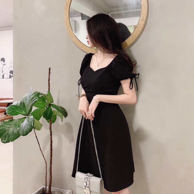 Đầm cổ vuông tim đỏ đen tay nơ - Nemo Dress