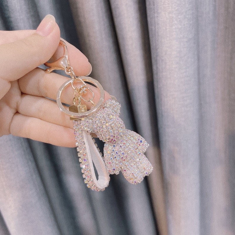 Gấu Đá treo túi