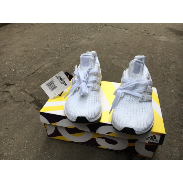 Ultra boost 4.0