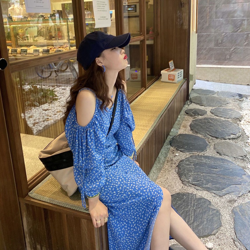 Đầm IELGY hở vai màu xanh dương in họa tiết hoa phong cách Pháp ngọt ngào cho nữ