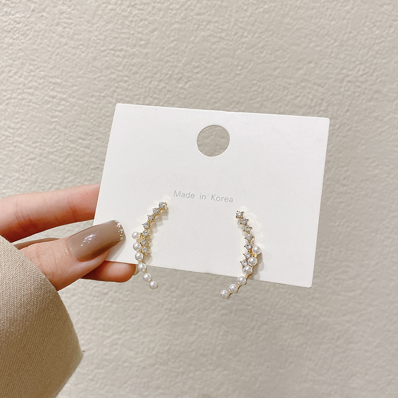 Đôi bông tai dáng dài phối hạt ngọc trai nhân tạo thời trang cho nữ