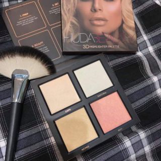 Bảng phấn highlight Huda Beauty 3D