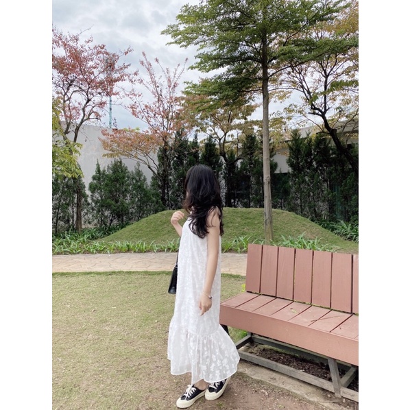 Đầm dây tơ hoa đuôi cá Sophie dress Ma Vie