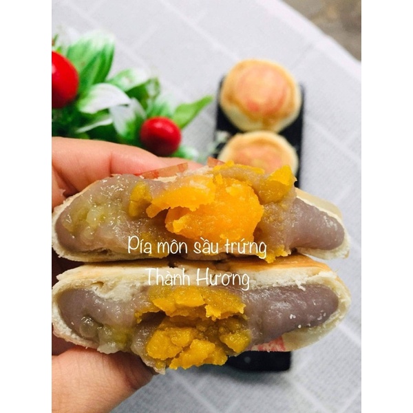 Bánh pía Thành Hương nhân môn sầu riêng trứng muối /không trứng 320gr/cây 4cái