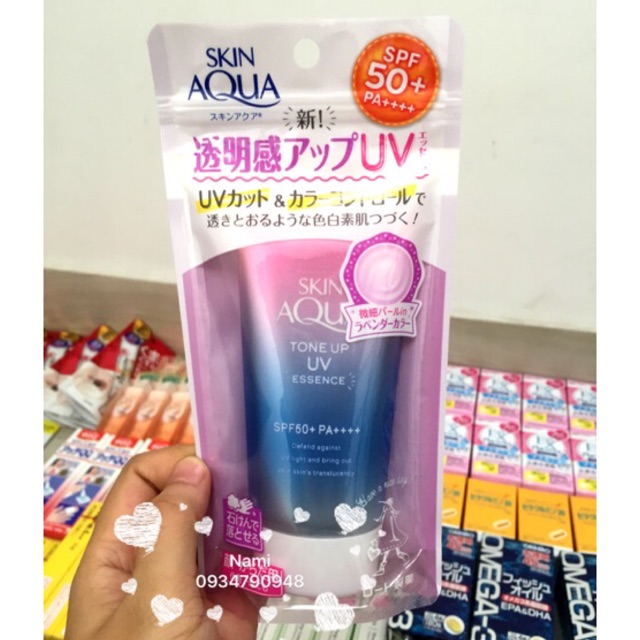 Kem chống nắng Skin Aqua Tone Up UV Essence SPF 50+ PA++++