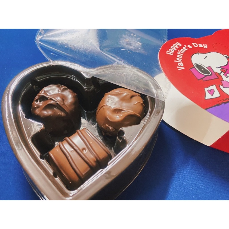 [Hàng nhập mỹ] Socola Valentine's hình trái tim - hộp 3 viên chocolate (Nhân dừa, sữ, socola) đem lại tình yêu ngọt ngào