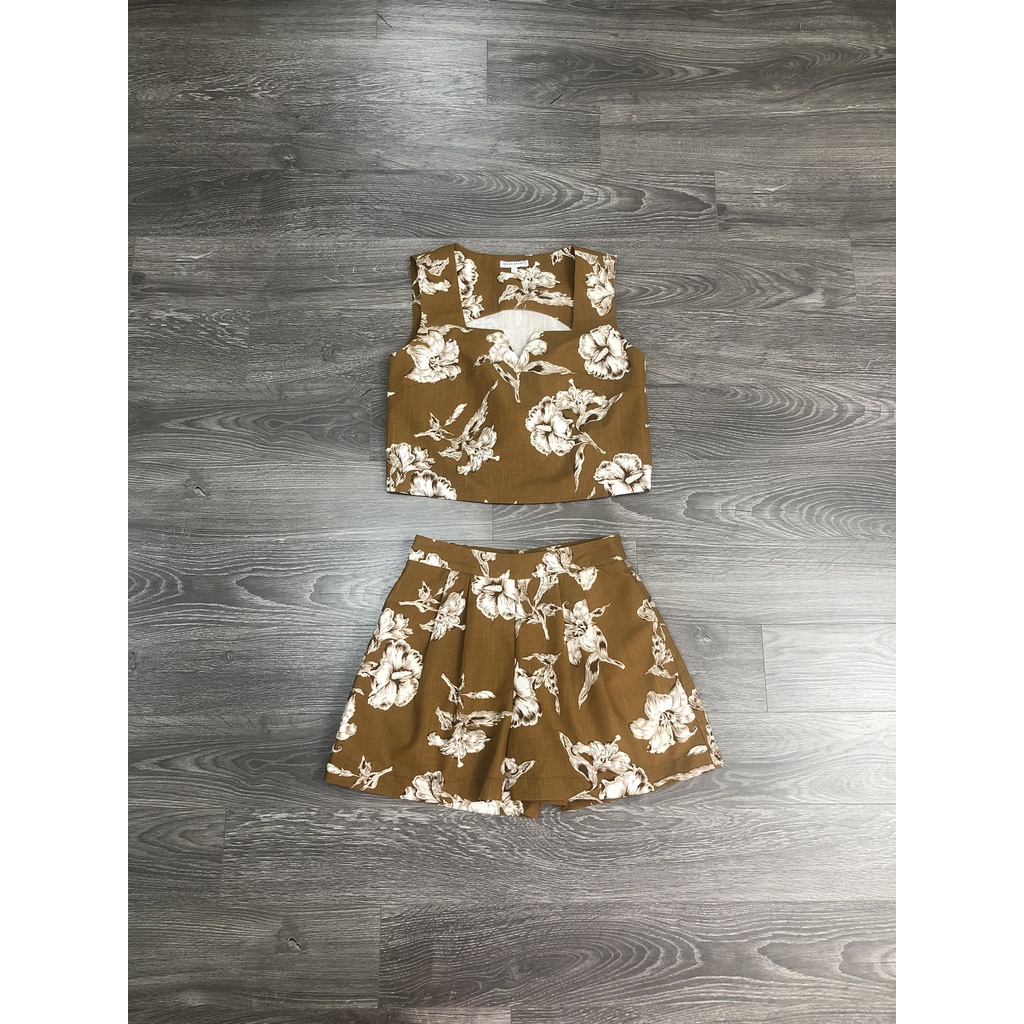 Set WARE HOUSE ngắn hoạt tiết hoa 3M