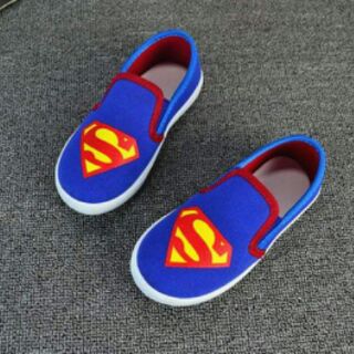 Giày spiderman và superman