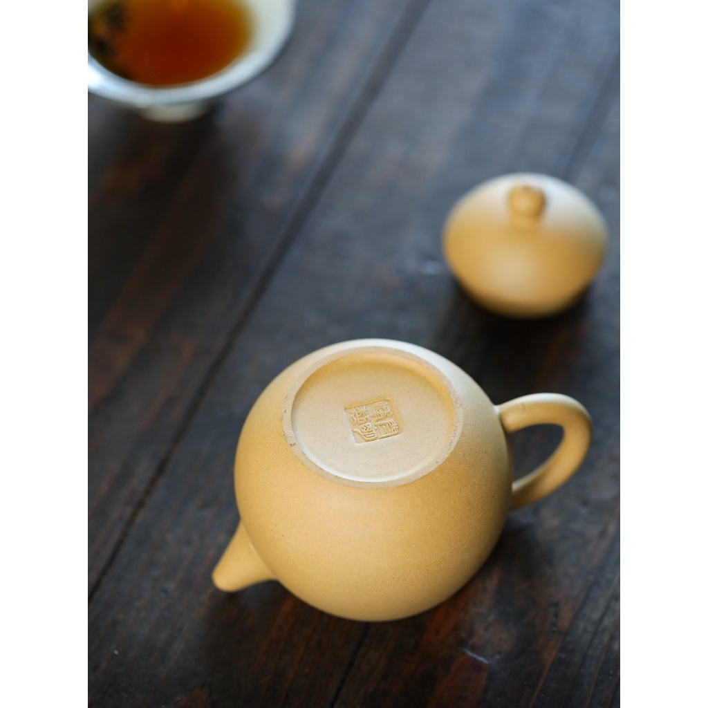 Ấm Tử Sa Nghi Hưng Long Đán 250 ml (Đoạn Nê)