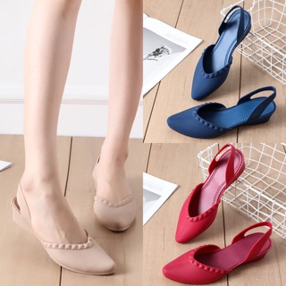 Dép nhựa nữ đế bằng