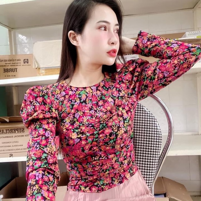 Áo hoa zara XS