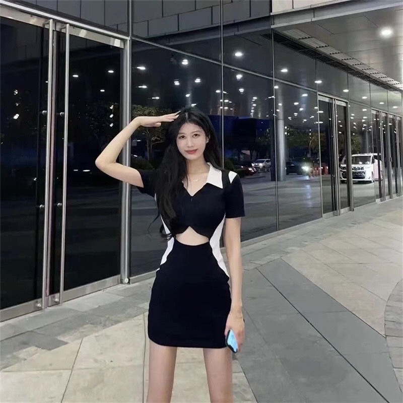 Đầm body phối khoá kéo khoét eo