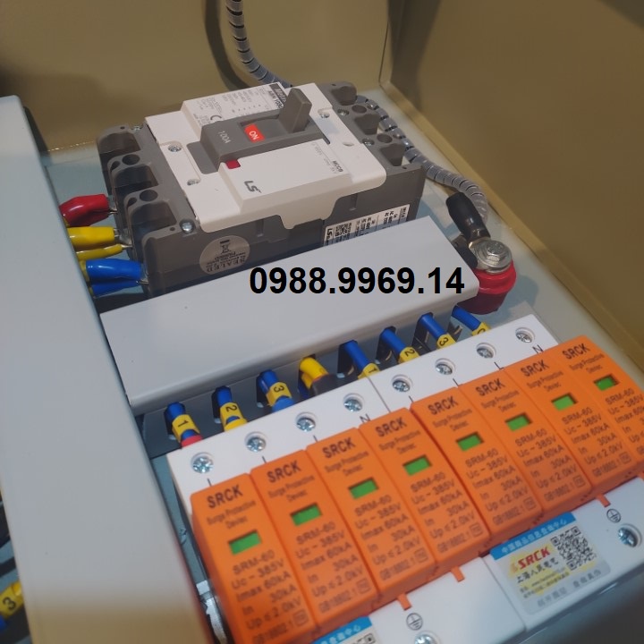 TỦ BẢO VỆ ĐIỆN ÁP 100A 6 kênh kèm thoát sét 120KA