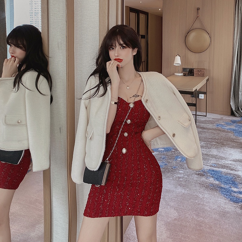 Đầm Ôm Dáng Cài Nút Quyến Rũ Dành Cho Nữ