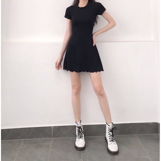 Đầm BASIC dáng xòe thun bozip cao cấp.
