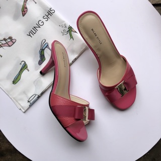 Sandal gót nhọn không quai hậu