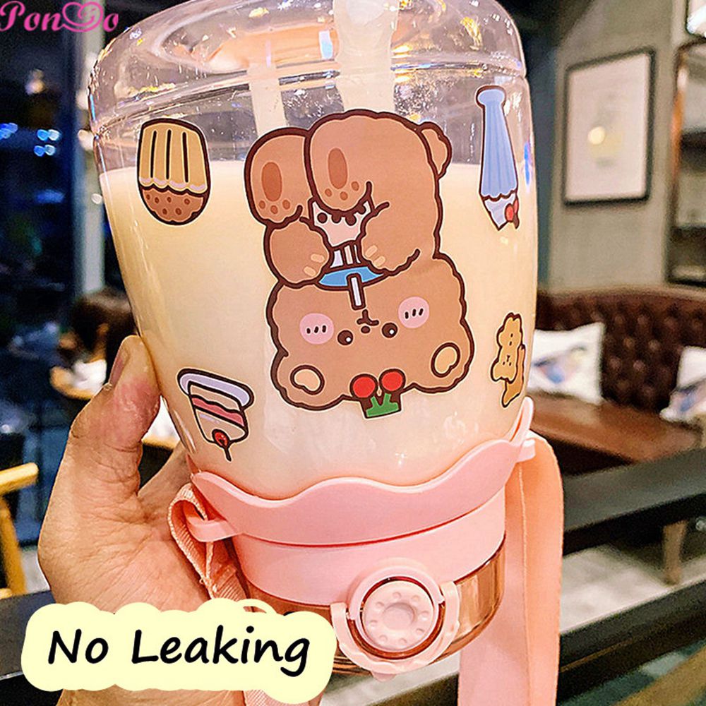 Bình Nước Hoạt Hình Dung Tích 1300ml Có Dây Đeo Tích Hợp Ống Hút Kèm Nhãn Dán Siêu Dễ Thương