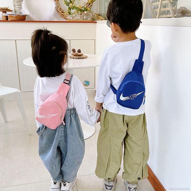 Túi đeo chéo ngực thời trang Hàn Quốc sành điệu cho bé