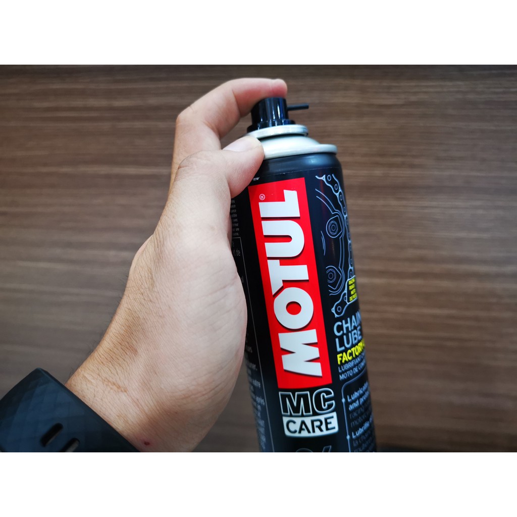 Chai Xịt Dưỡng Sên Motul C4 Chain Lube 400ml