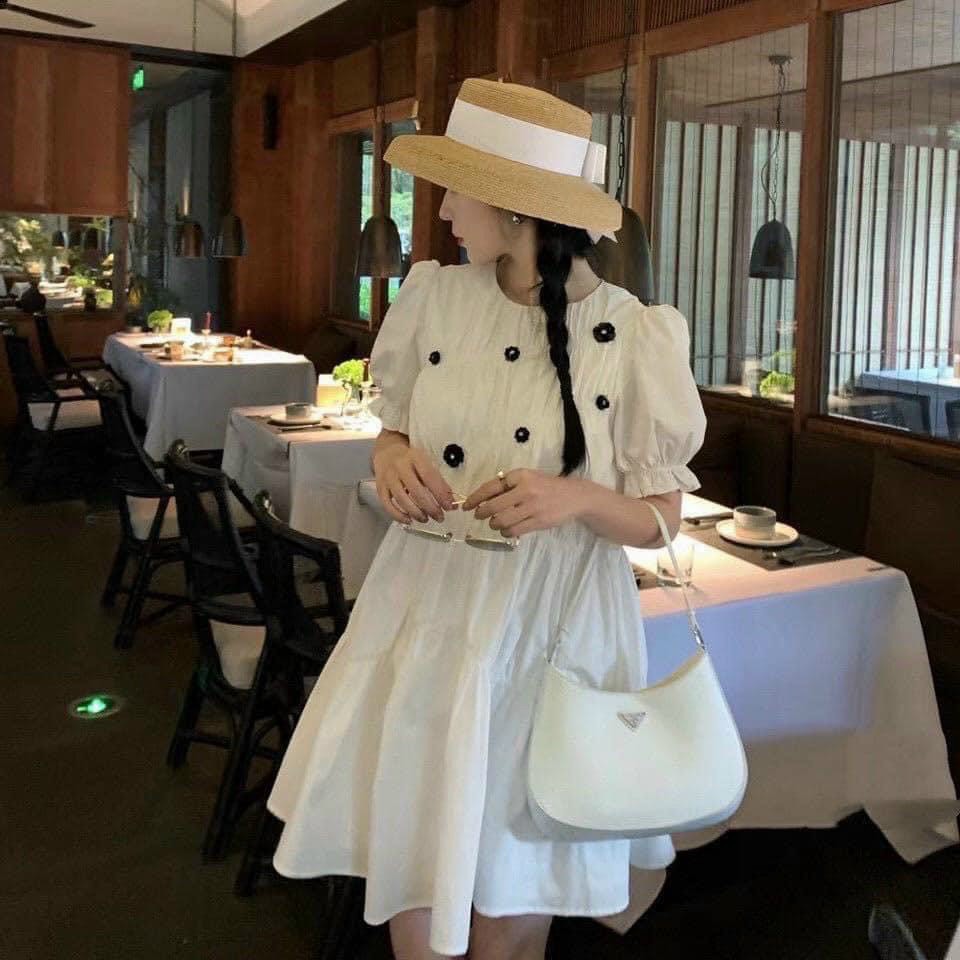 [Mã FAGREEN1505 giảm tới 30K đơn 99K] Đầm Trắng Tay Bồng Đính Hoa Xòe | BigBuy360 - bigbuy360.vn