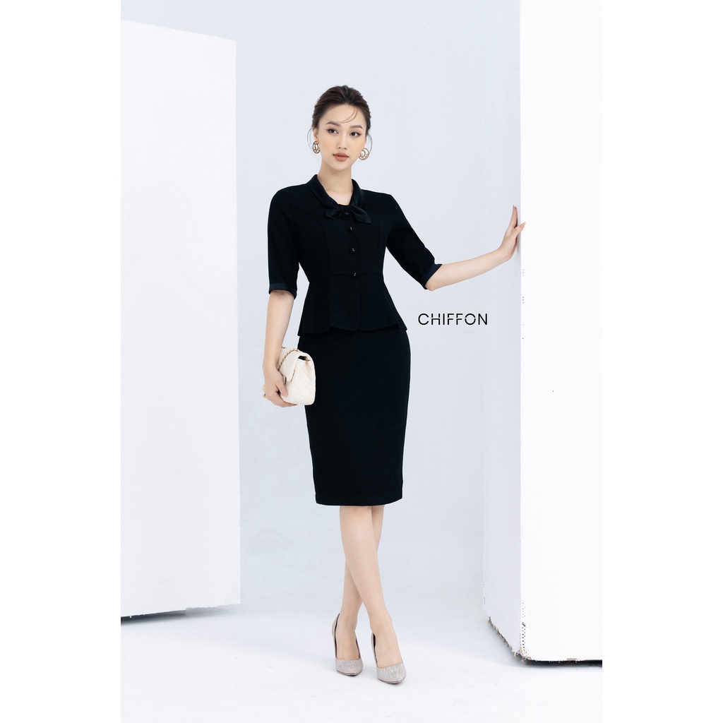 Set vest ký giả gồm áo và chân váy bút chì thiết kế by Chiffon