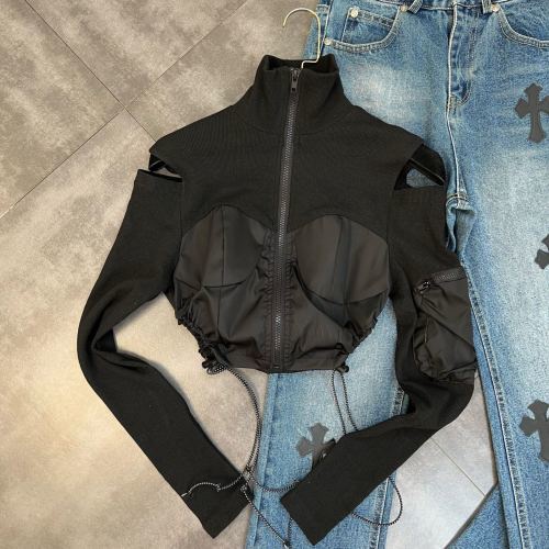 In the spring of 2022, the collar shoulder-exposed long sleeve pocket bag is decorated with drawstring and cool street shirts.