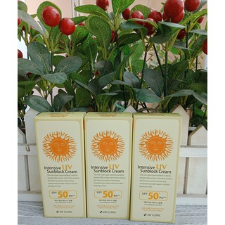Kem Chống Nắng 3W Clinic (70ml)