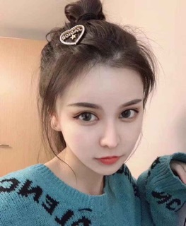 Set kẹp tóc dior