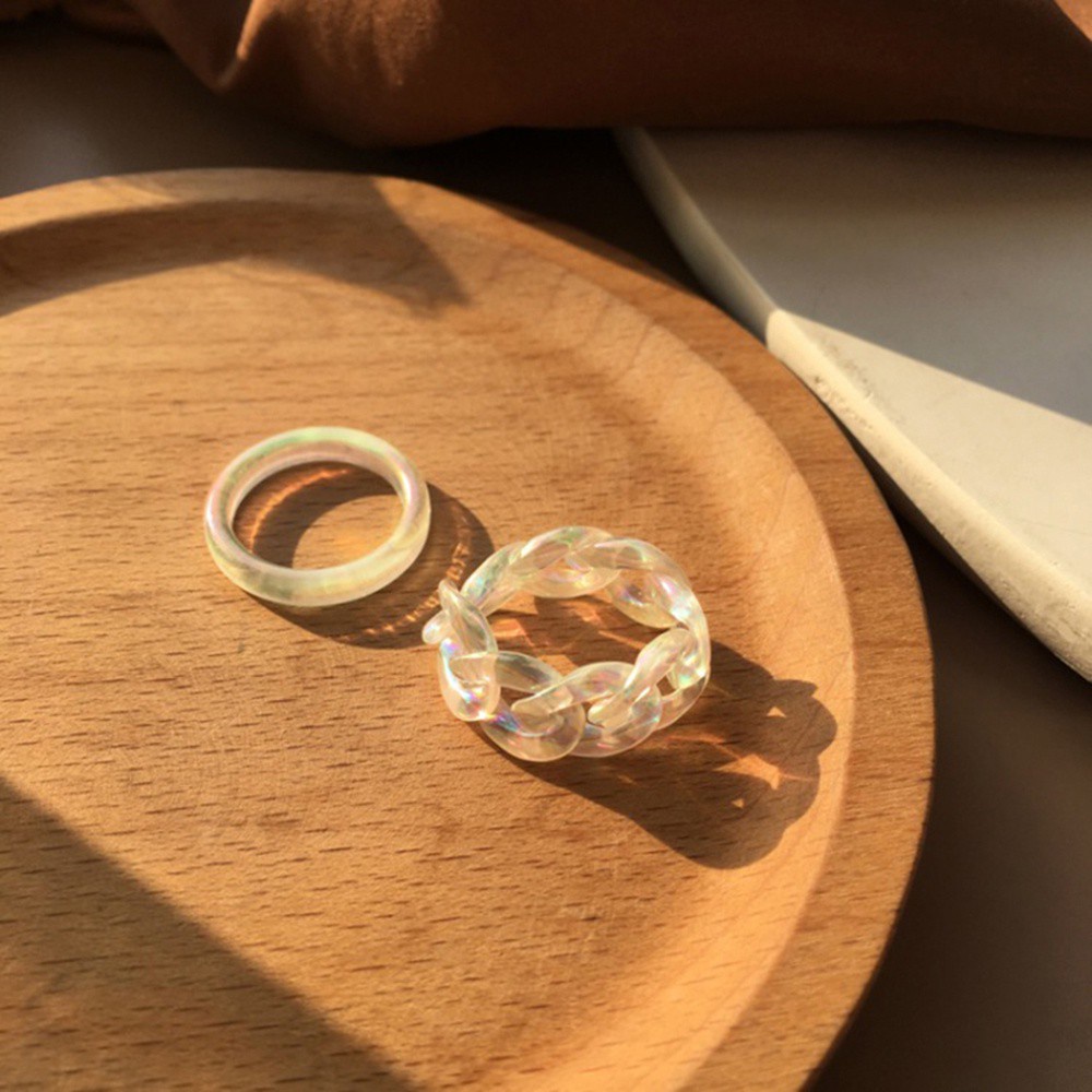 Nhẫn resin màu laser phong cách vintage sành điệu