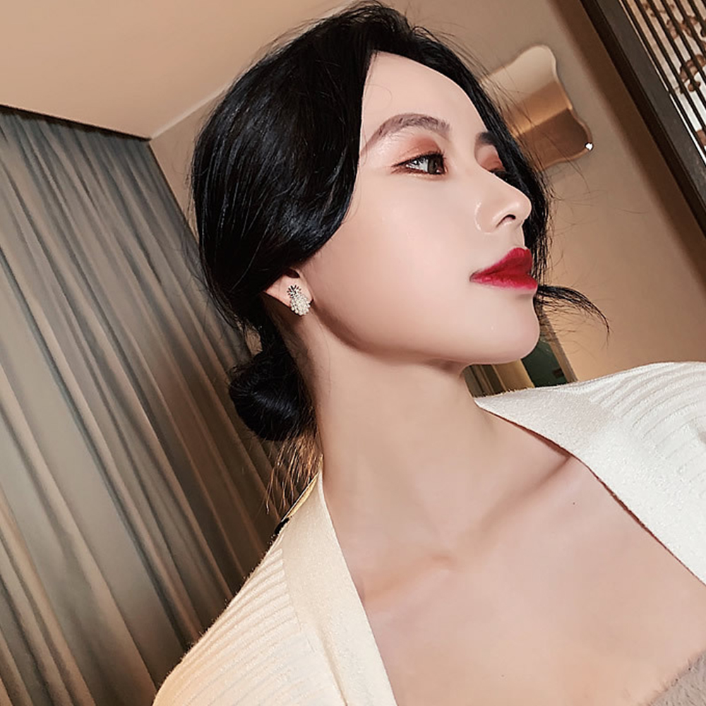 Khuyên Tai Dáng Dài Hình Quả Dứa Phong Cách Cổ Điển Sành Điệu