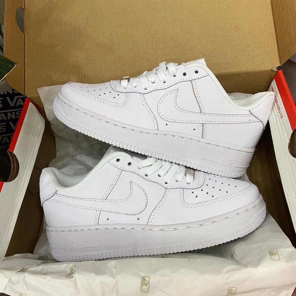Giày Thể Thao Nam Nữ Sneaker ALL WHITE 𝙃𝙊𝙏 𝙏𝙍𝙀𝙉𝘿 𝘾𝙖𝙢𝙨𝙩𝙤𝙧𝙚 Đế Cao | BigBuy360 - bigbuy360.vn
